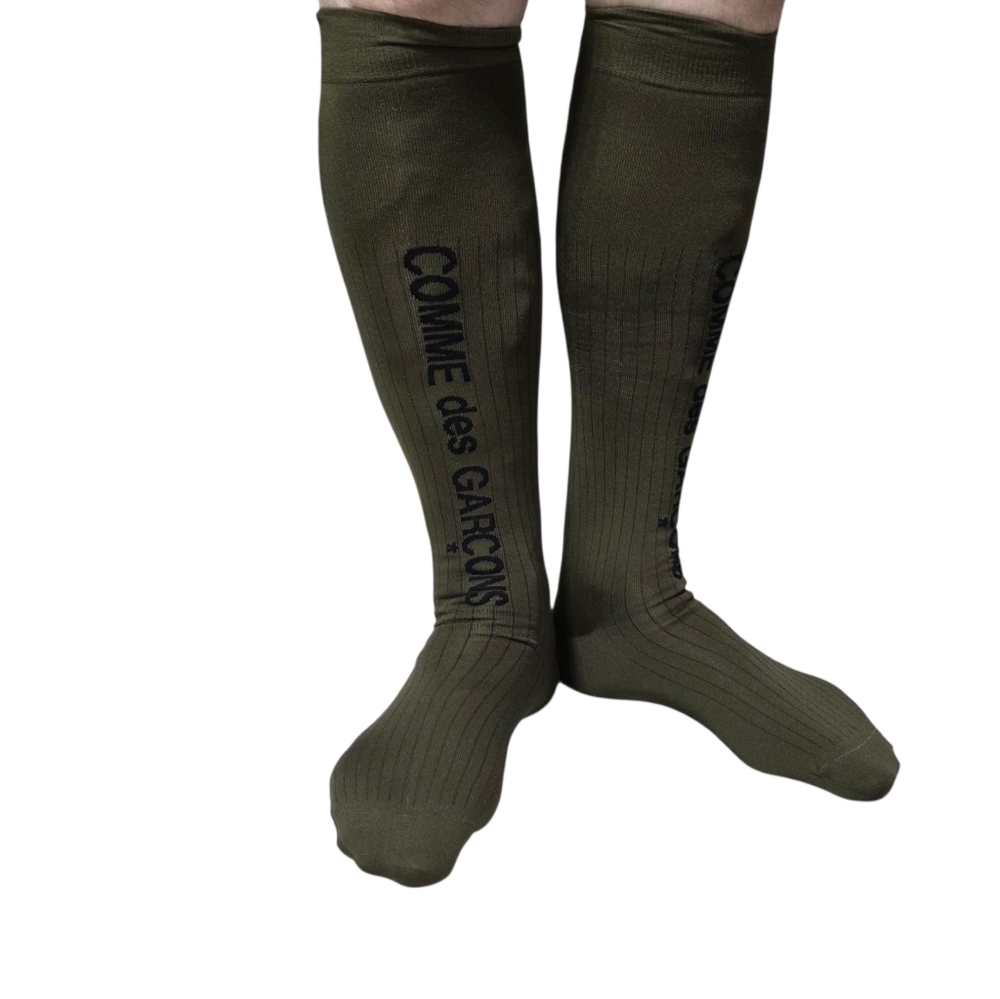 NWT Comme des Garcons Khaki logo socks Sz M